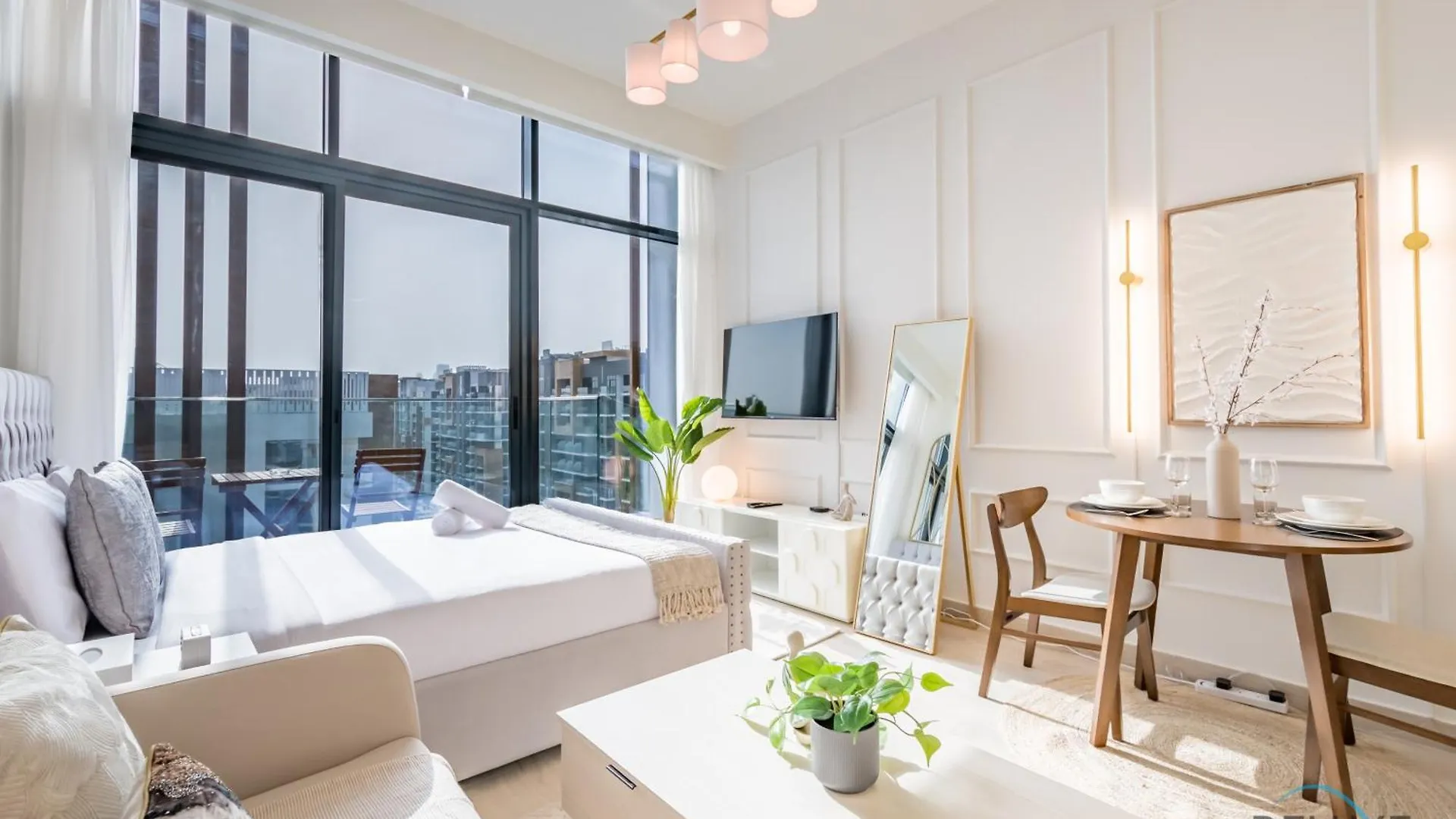 Charming Studio Apartment In Azizi Riviera 24 By Deluxe Holiday Homes Dubai