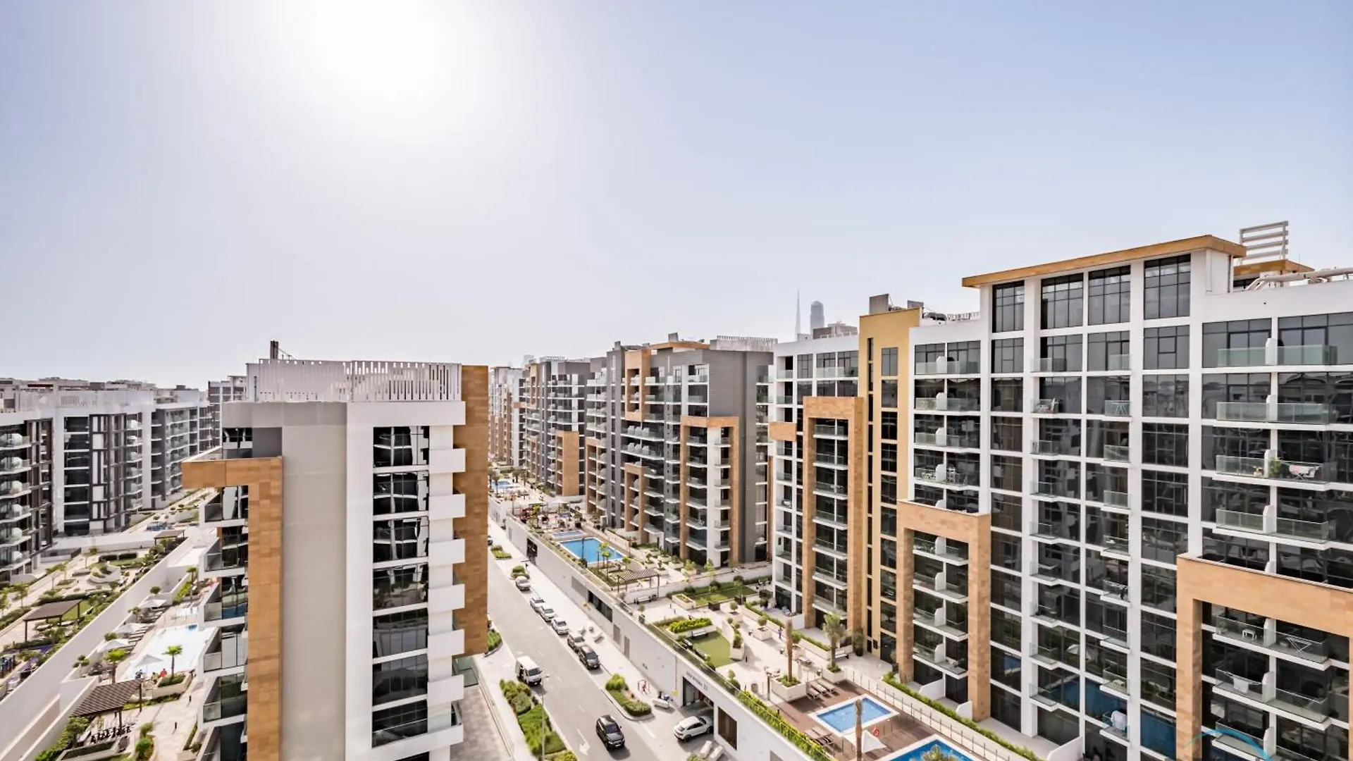 Charming Studio Apartment In Azizi Riviera 24 By Deluxe Holiday Homes Dubai