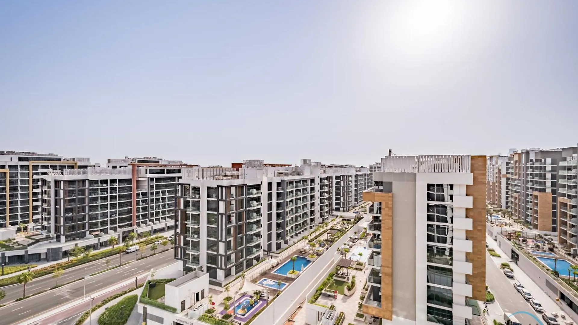 Charming Studio Apartment In Azizi Riviera 24 By Deluxe Holiday Homes Dubai United Arab Emirates