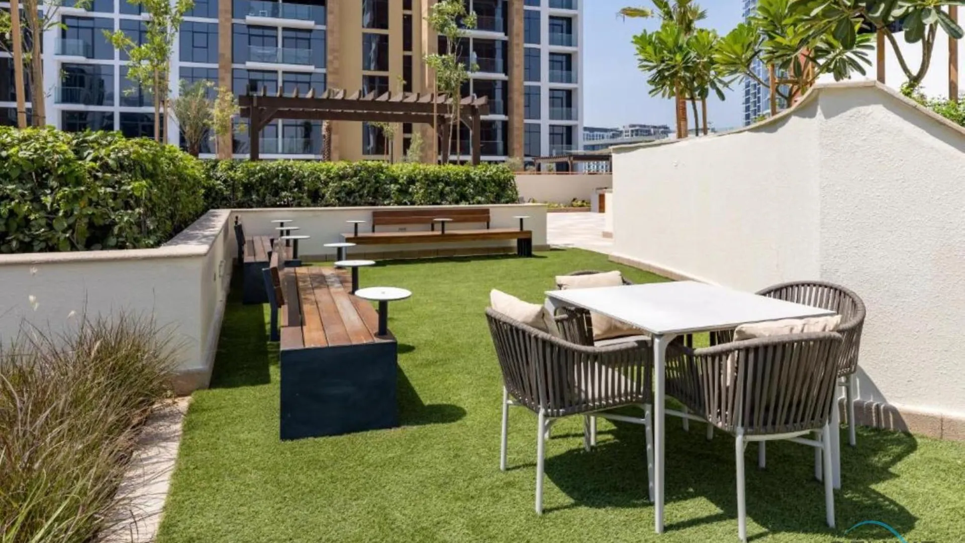 Charming Studio Apartment In Azizi Riviera 24 By Deluxe Holiday Homes Dubai