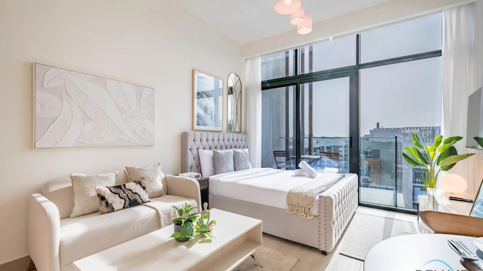Charming Studio Apartment In Azizi Riviera 24 By Deluxe Holiday Homes Dubai
